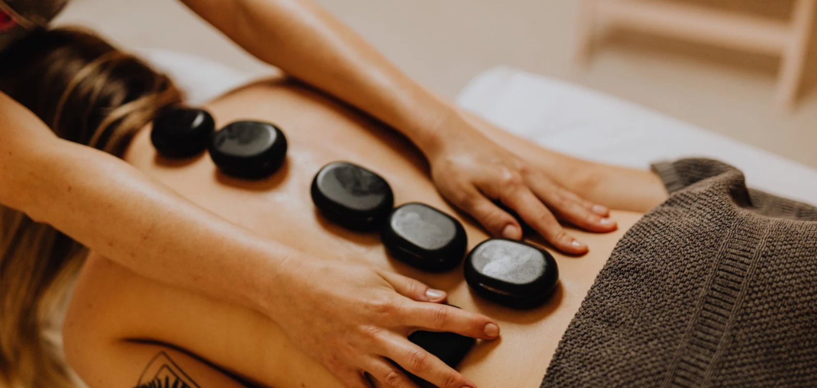 С 13 июля по 30 августа дарим -15% на самые востребованные SPA-процедуры: Фотография