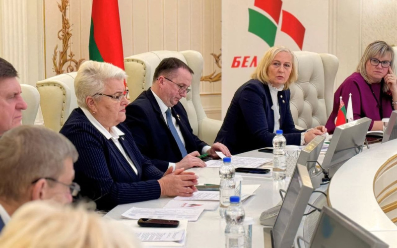 В «Президент-Отеле» прошло заседание Совета Ленинской районной организации РОО «Белая Русь»