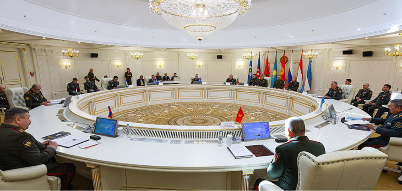 Развитие многостороннего военного сотрудничества стран СНГ обсудили в Президент-Отеле: Фотография