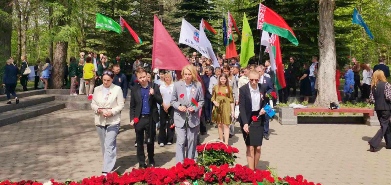 Память, объединяющая поколения: Президент-Отель принял участие в памятных мероприятиях ко Дню Победы: Фотография