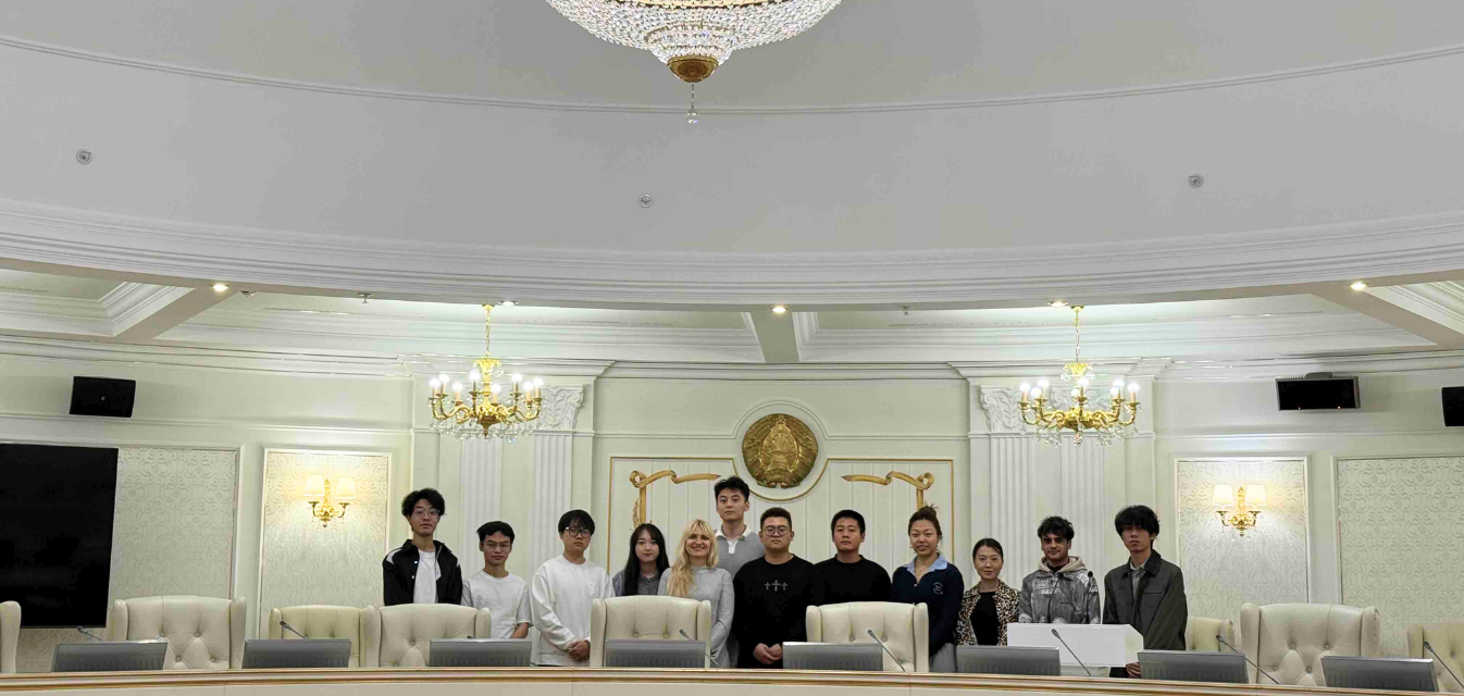 Президент-Отель провел день открытых дверей для студентов из КНР ФМО БГУ: Фотография