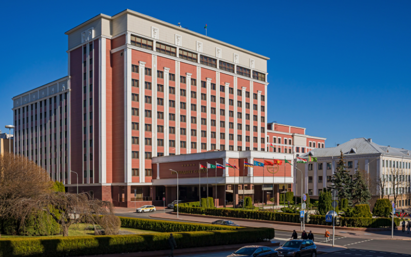 Дополнительная скидка 10% на проживание при бронировании с мобильного телефона