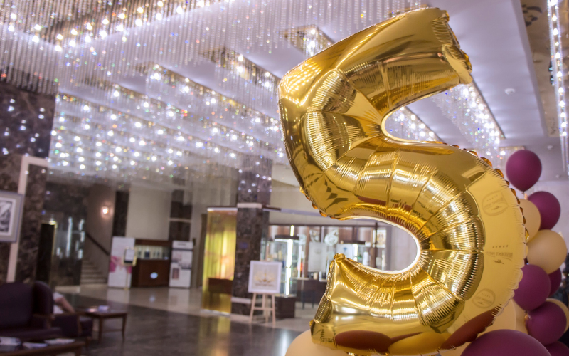 Ура, друзья! Нам 5 лет!